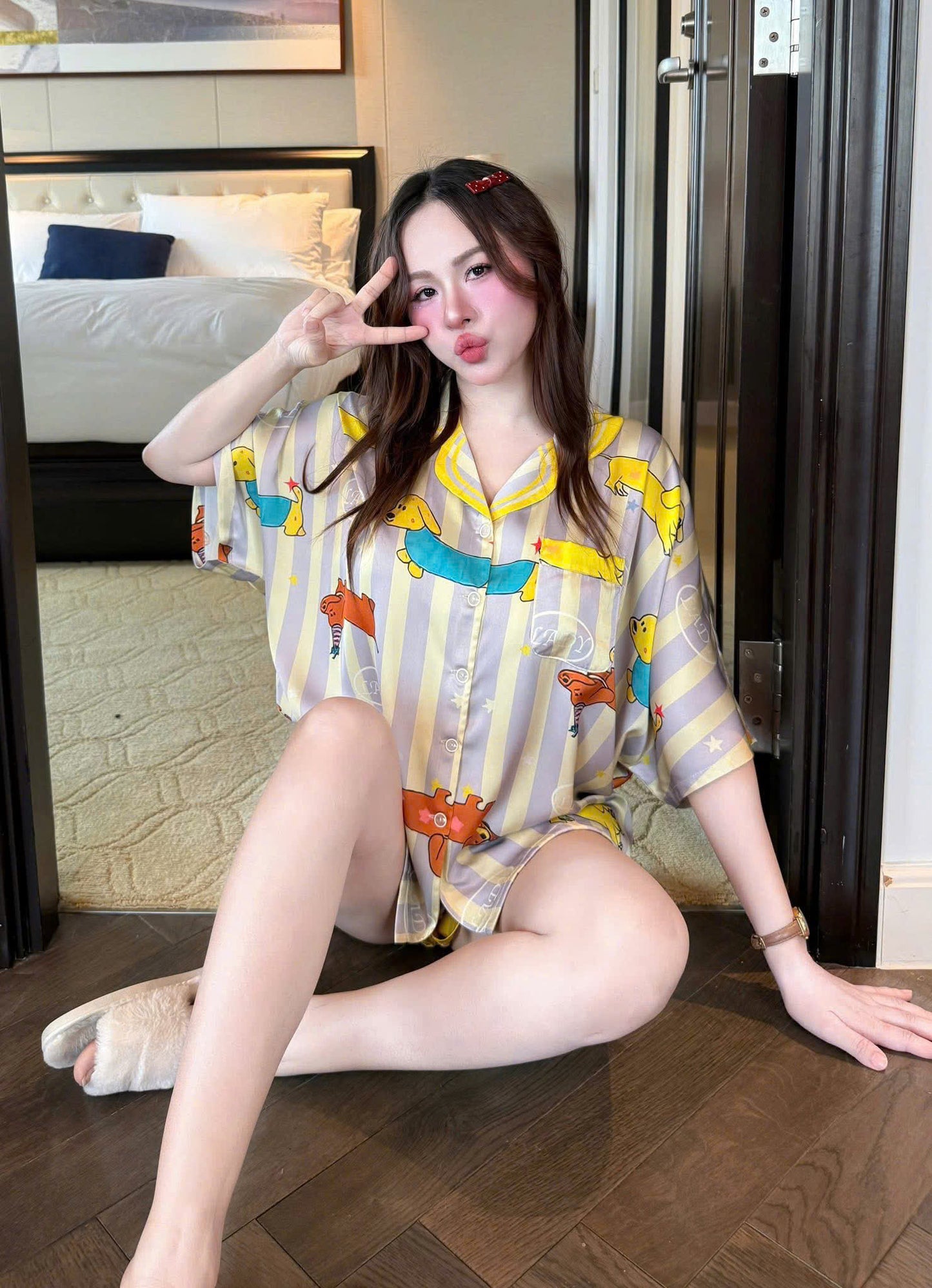 Bộ ngủ đùi áo cánh dơi cổ pijama dưới 70kg