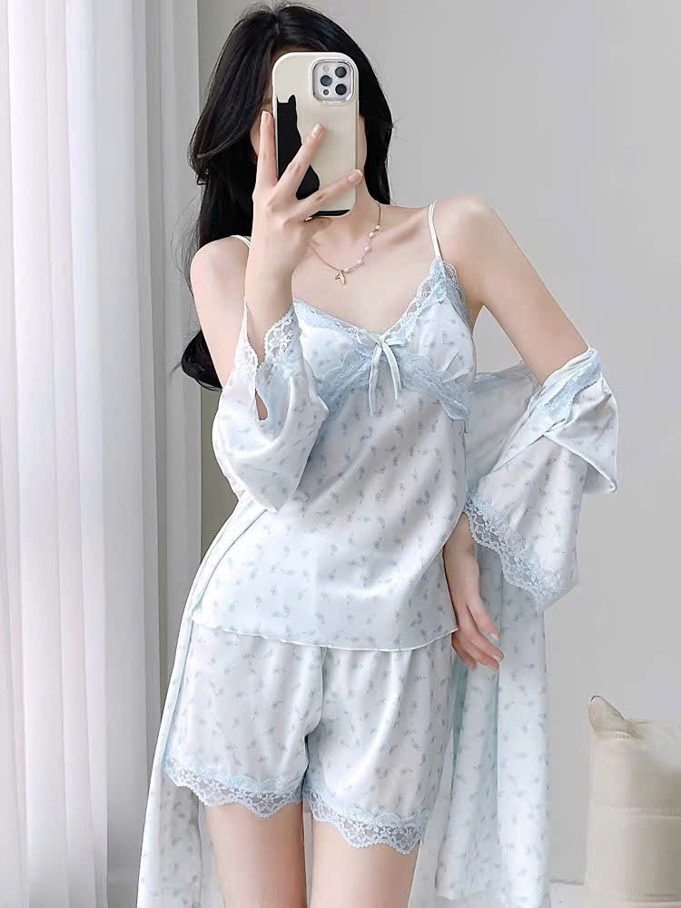 Bộ ngủ lụa viền ren 2 dây quần đùi kèm áo choàng