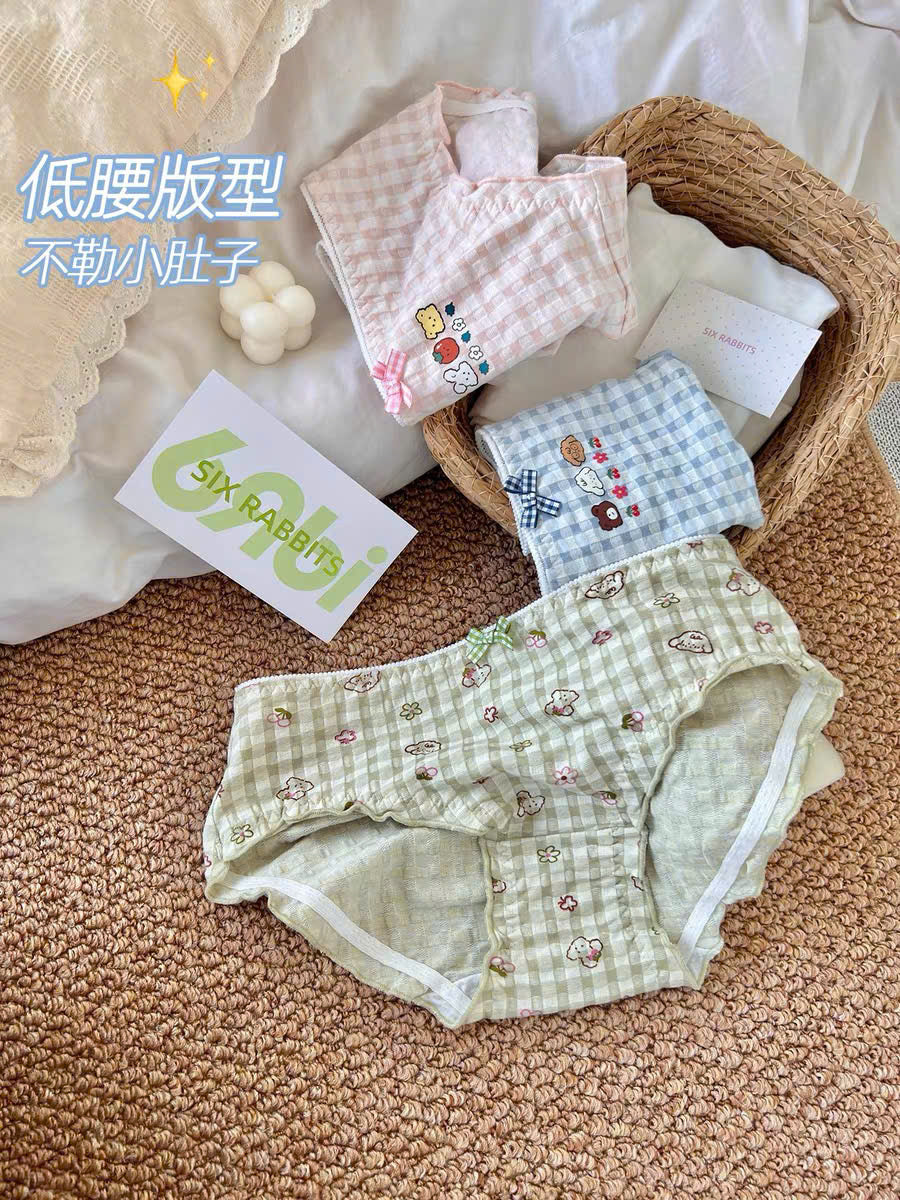 Quần lót cotton họa tiết hoạt hình xinh xắn