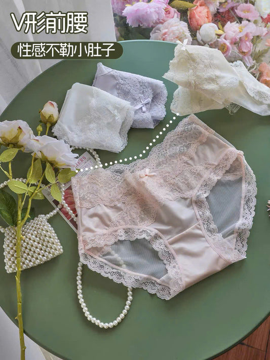 Quần lót phối voan sau viền ren quyến rũ