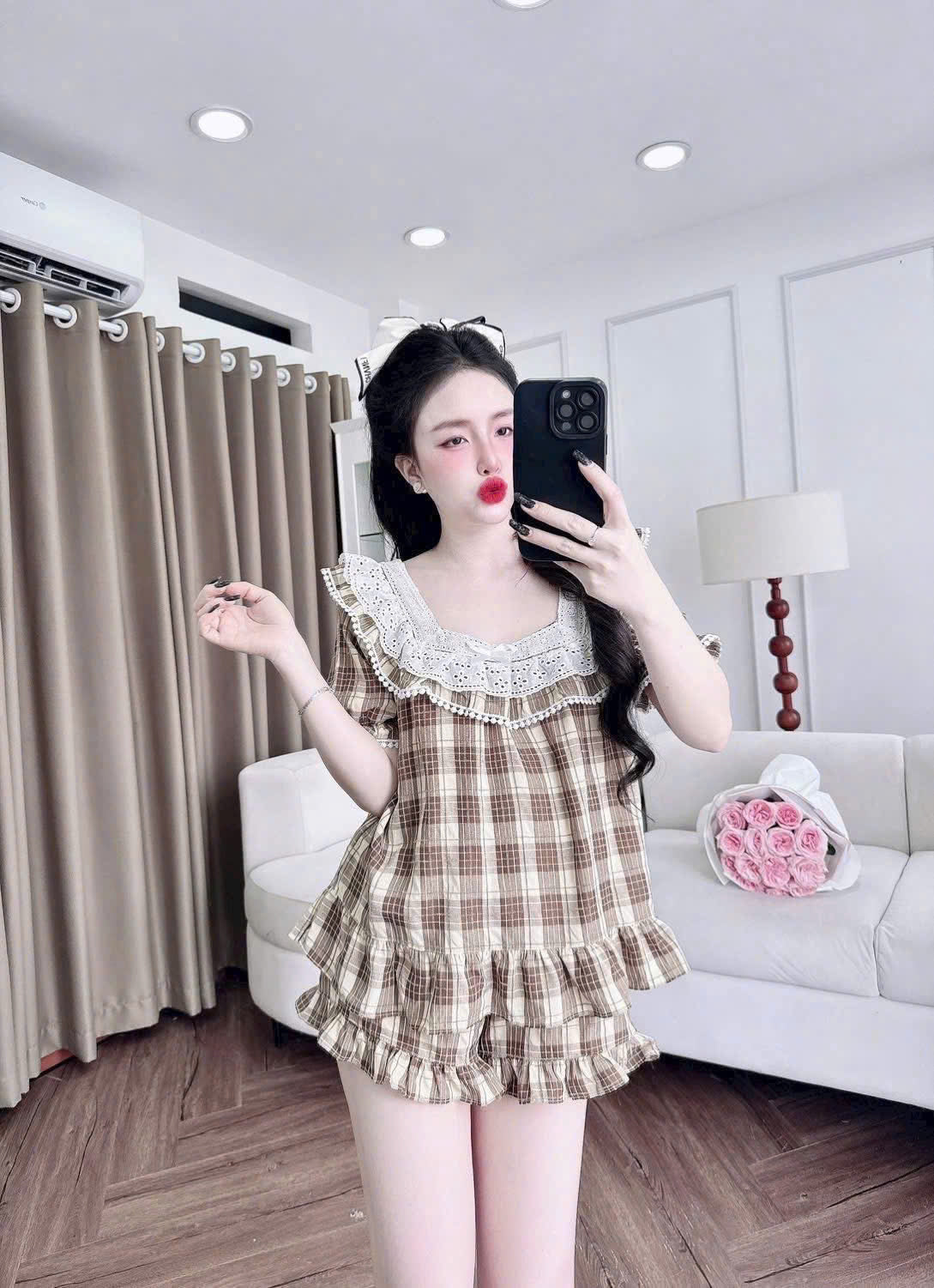 Bộ ngủ đùi caro tiểu thư phối ren