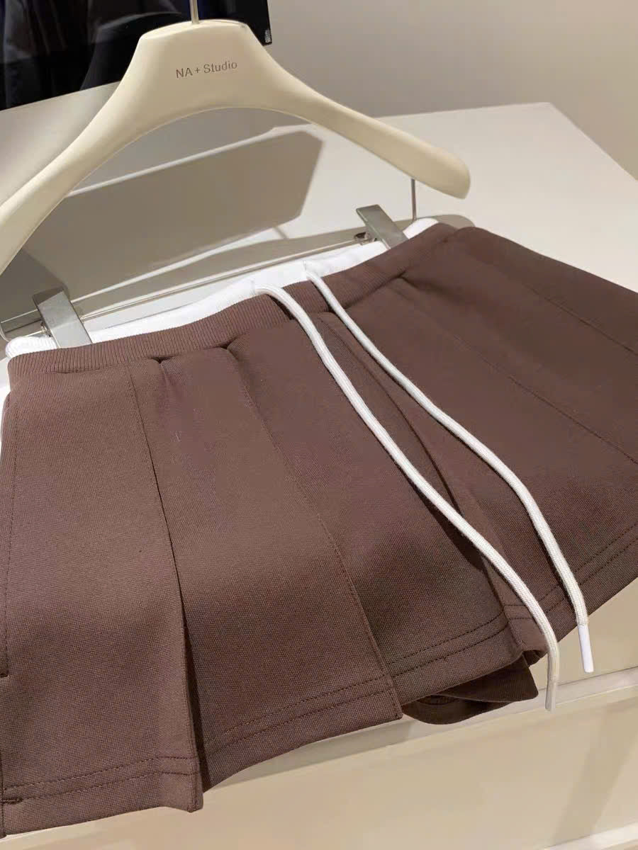 Chân váy ngắn xếp ly to dây rút