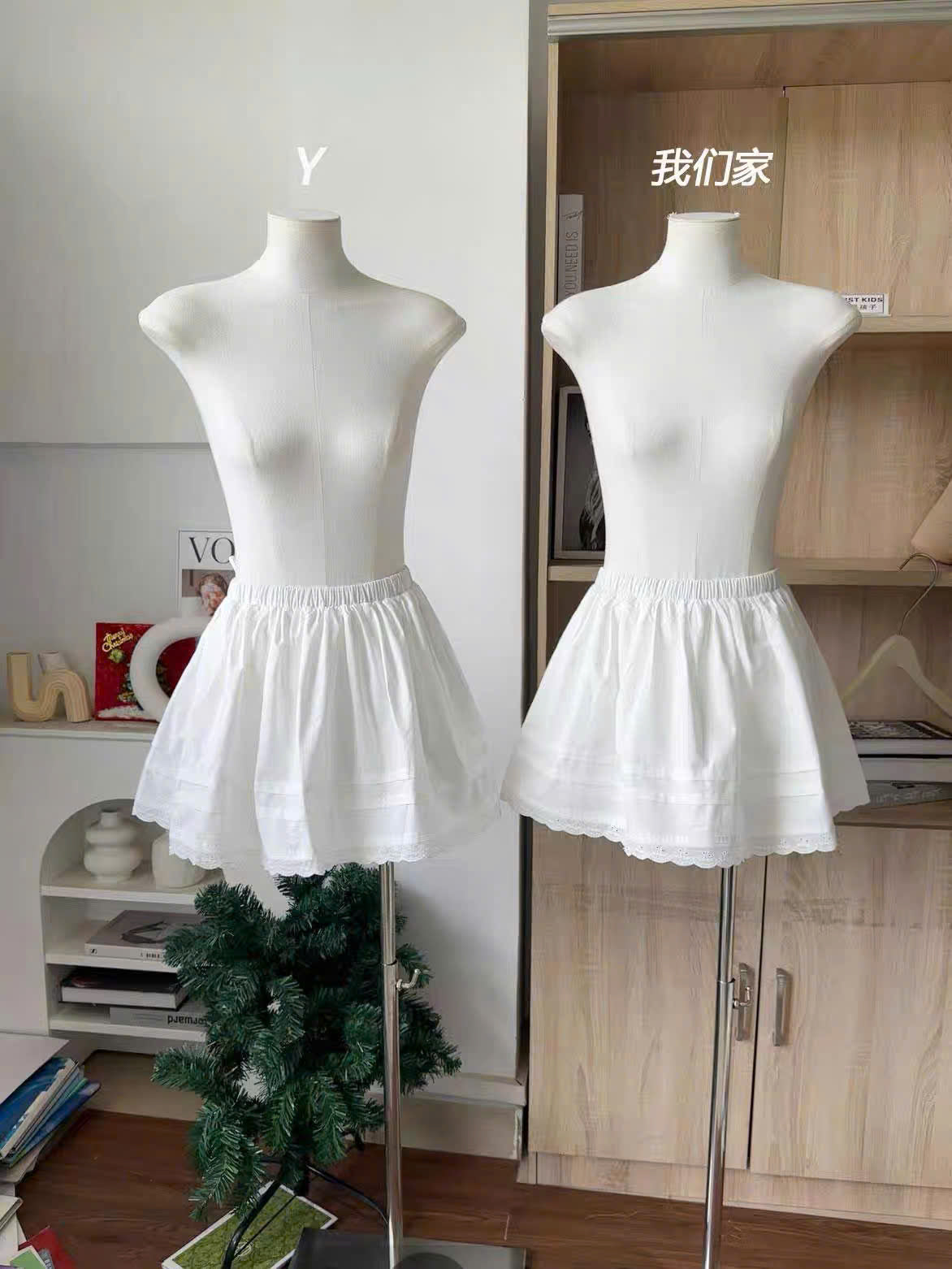 Chân váy trắng lưng thun lót trong