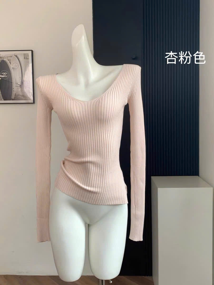 Áo len tay dài cổ V ôm body