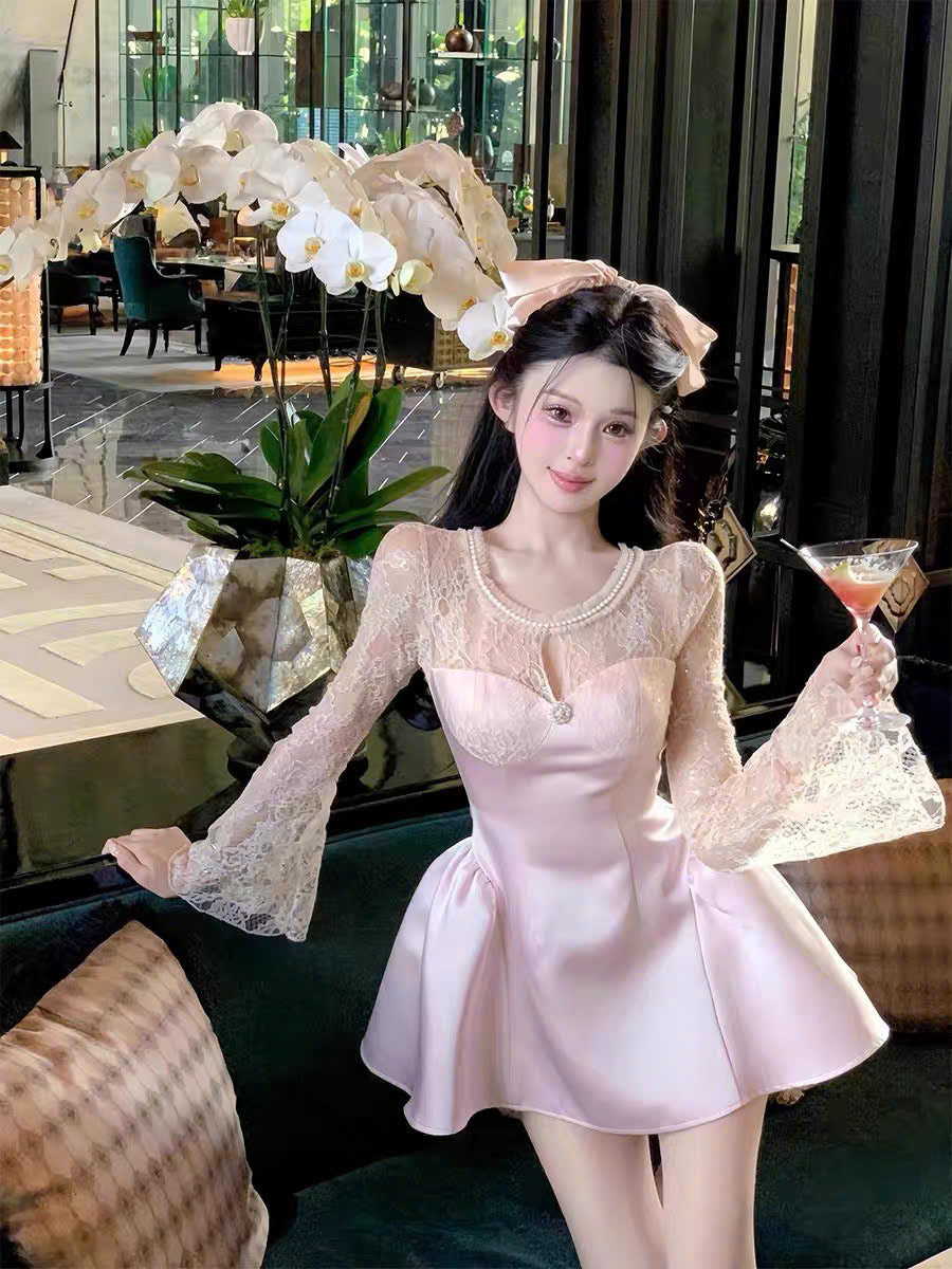 Đầm hổng tay dài phối ren tiểu thư