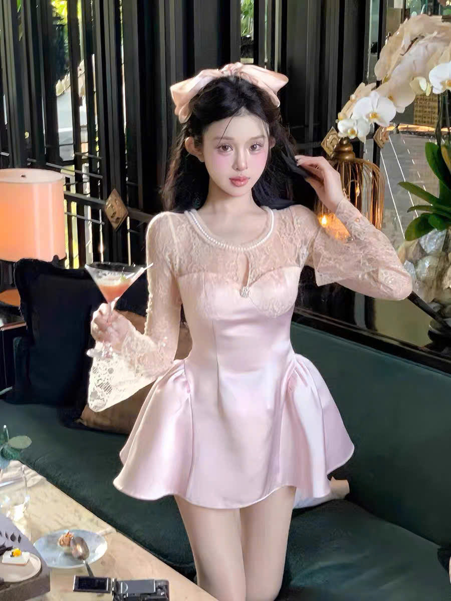 Đầm hổng tay dài phối ren tiểu thư