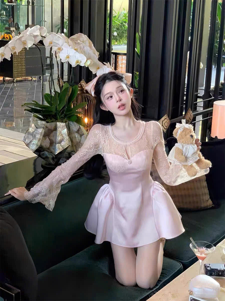 Đầm hổng tay dài phối ren tiểu thư