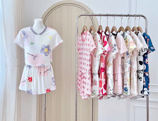 Bộ ngủ đùi thun gân áo crop cổ V in hoạ tiết