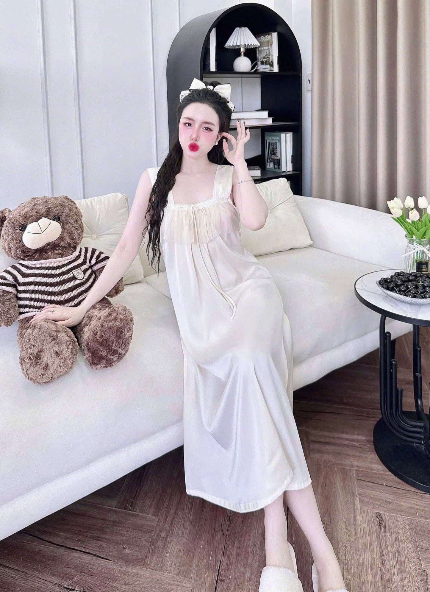 Đầm ngủ 2 dây tơ tằm tiểu thư ren ngực