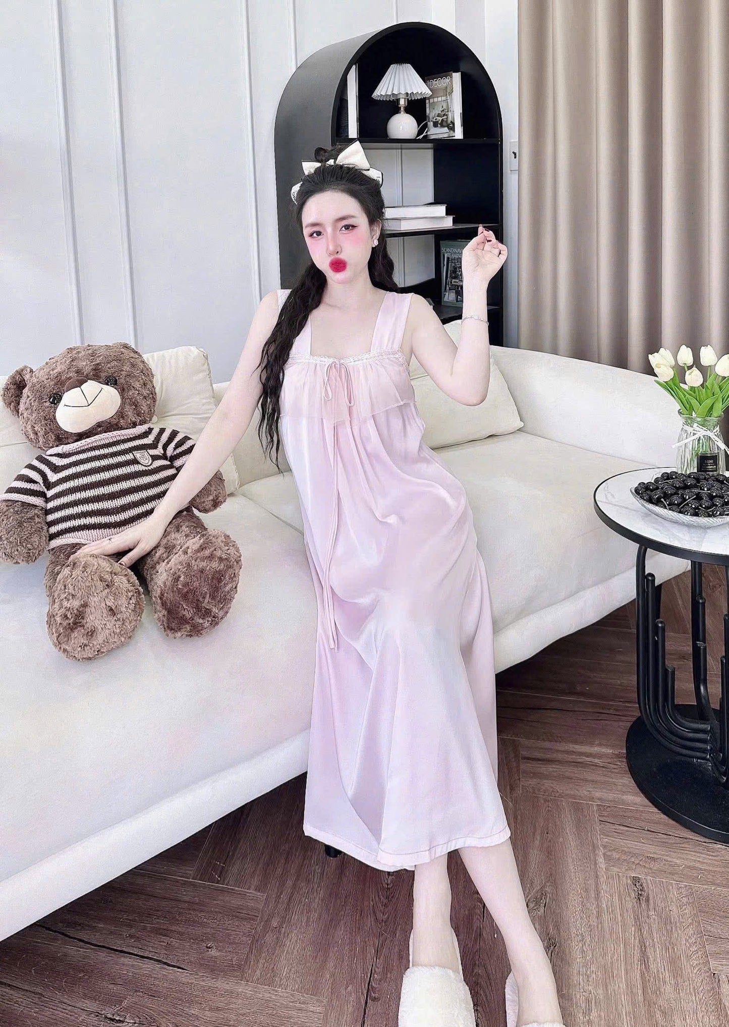 Đầm ngủ 2 dây tơ tằm tiểu thư ren ngực