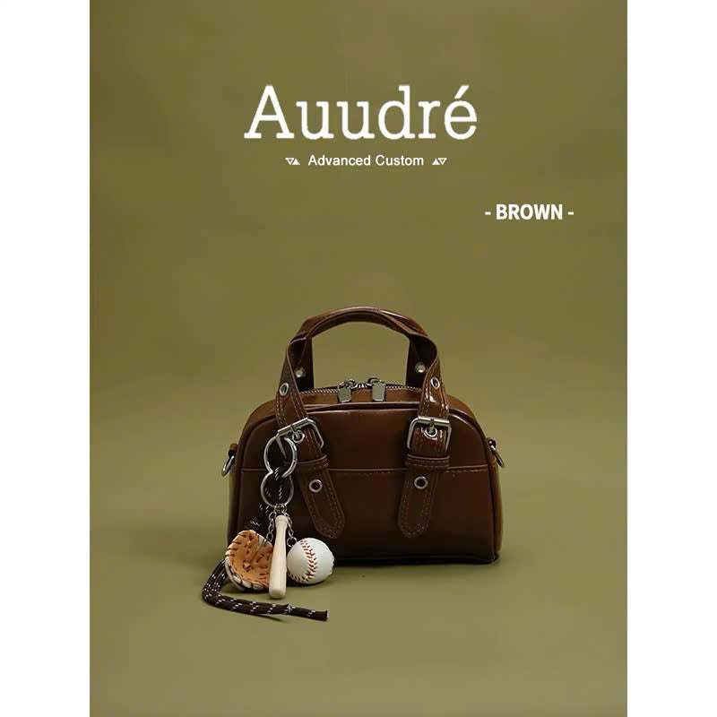 Túi Auudré đeo vai xách tay gọn xinh charm bóng chày