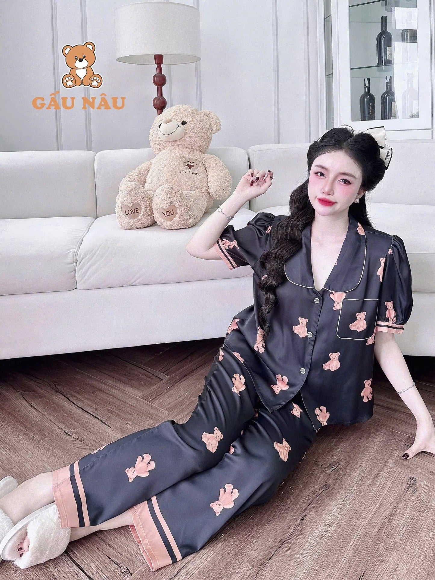 Bộ ngủ tay ngắn phồng Teddy cổ sen viền lé lụa