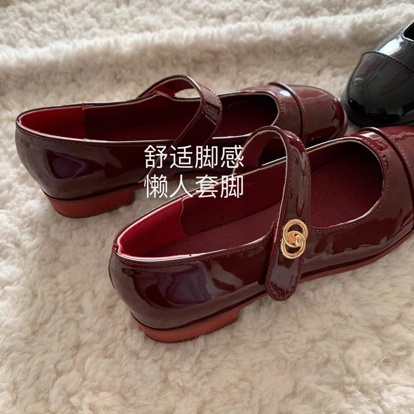 Giày búp bê đế bệt da bóng quai dán