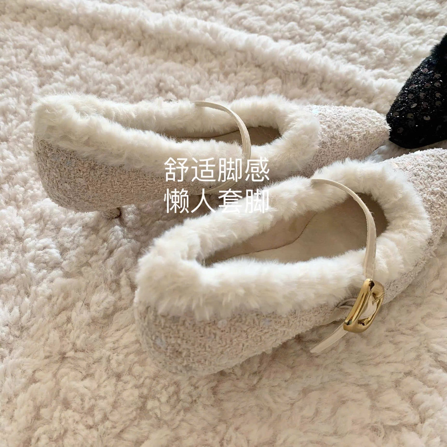 Giày cao gót mũi nhọn dạ phối lông