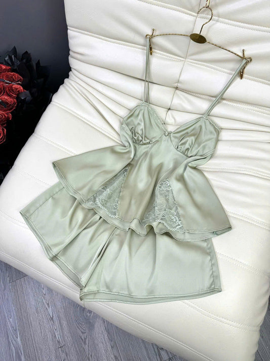 Bộ ngủ đùi 2 dây sexy Sojun cúp xẻ ren cực quyến rũ