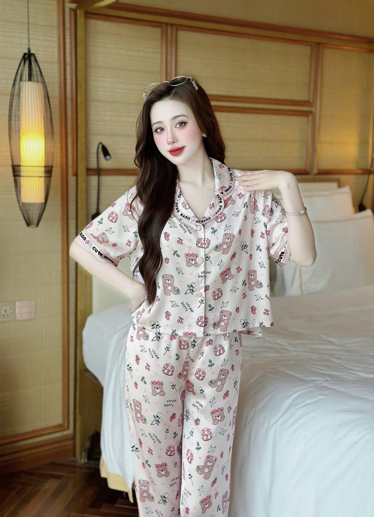 Bộ ngủ tay ngắn áo croptop lụa latin cao cấp
