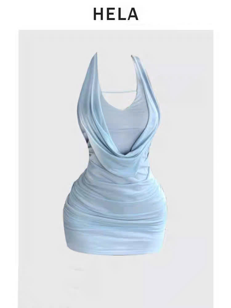 Đầm body xanh baby cổ yếm trễ