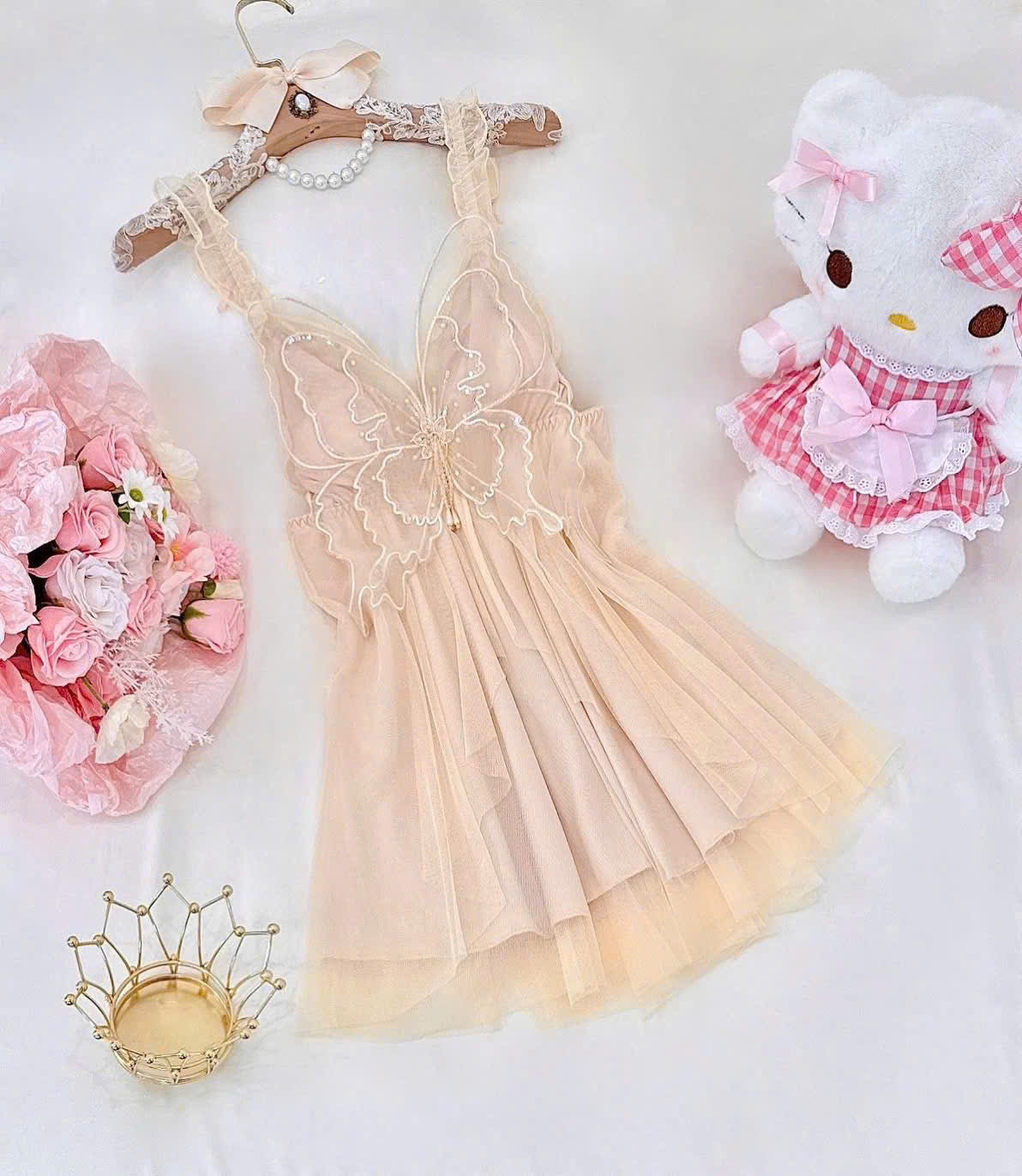 Đầm ngủ 2 dây phối lưới bươm bướm có mút lót