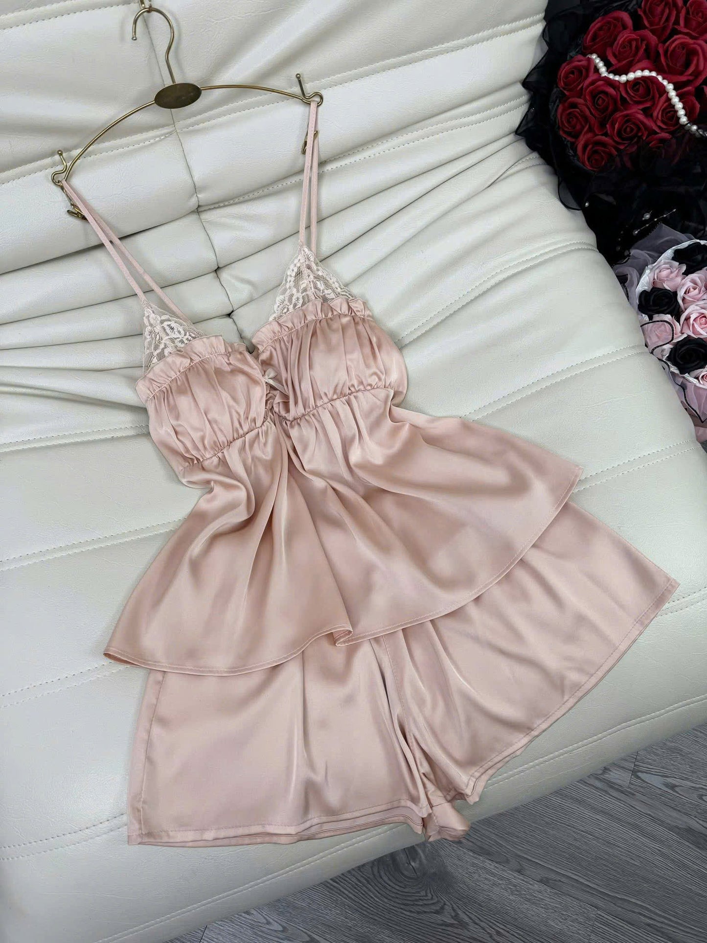 Set sexy đùi nhún ngực phối ren dưới 65kg
