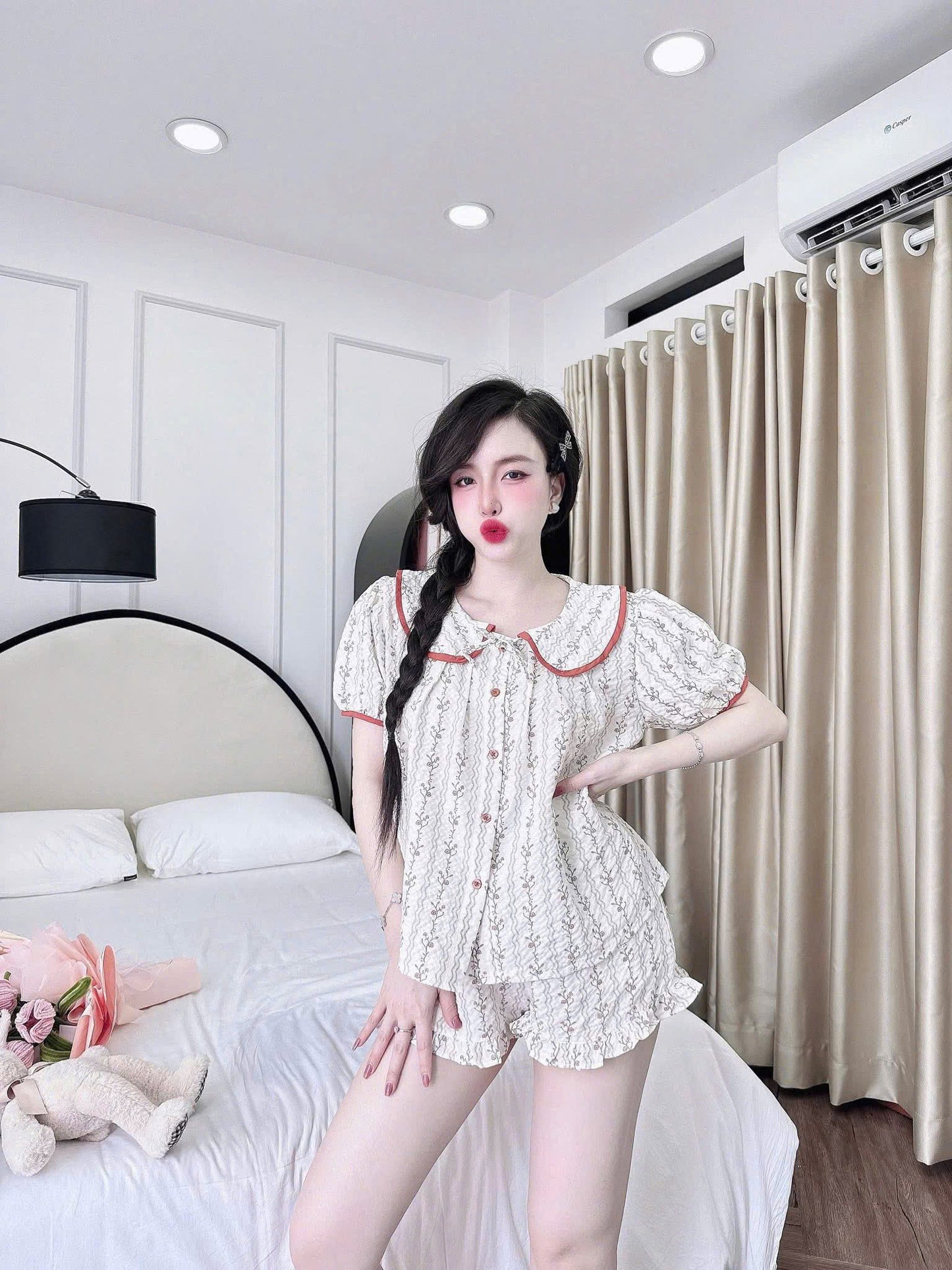 Bộ ngủ đùi xốp tiểu thư cổ sen bèo