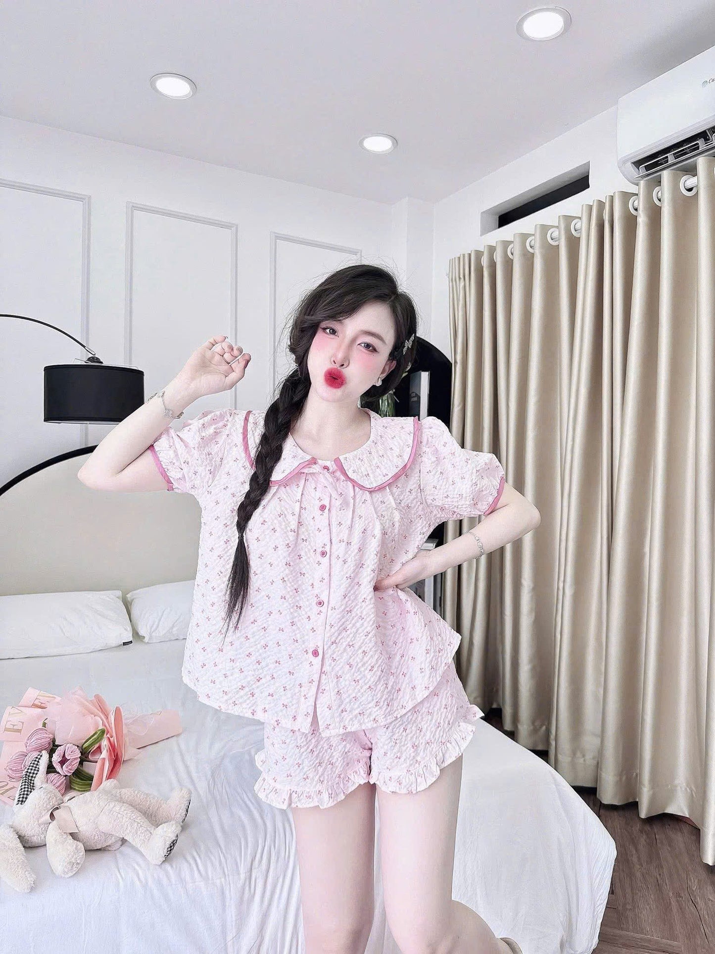 Bộ ngủ đùi xốp tiểu thư cổ sen bèo