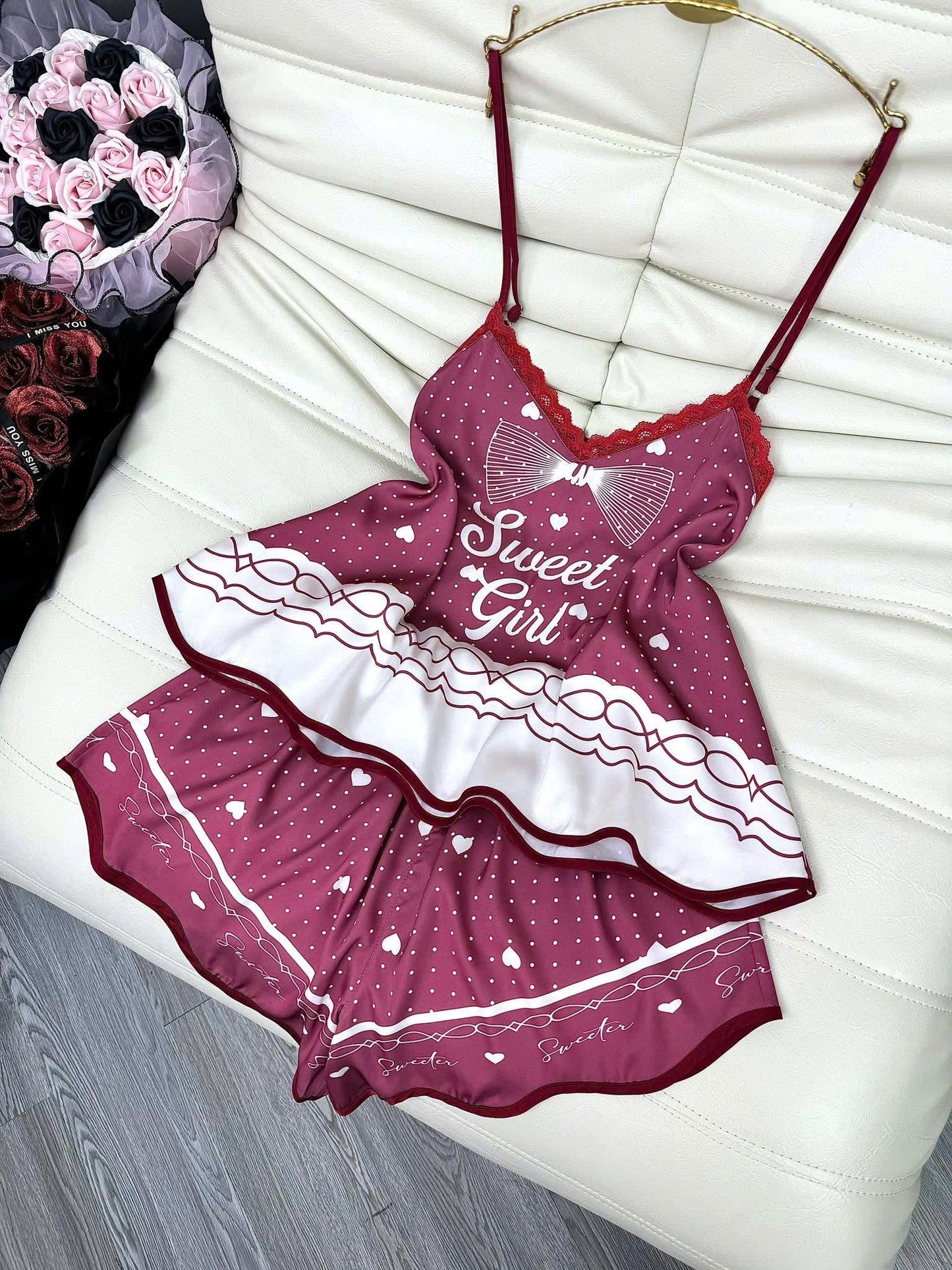 Bộ ngủ 2 dây đùi sexy lụa latin phối ren