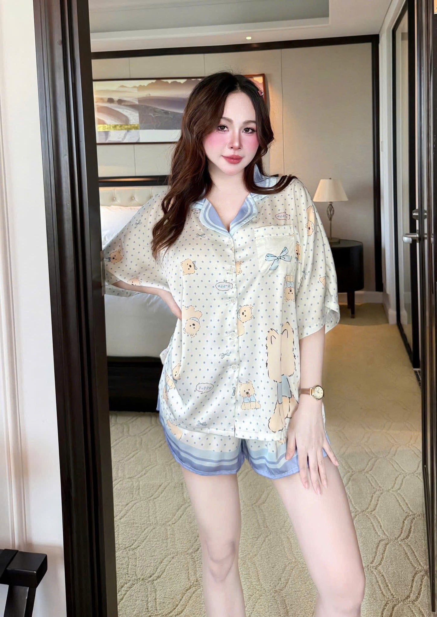 Bộ ngủ quần short cánh dơi cổ pijama