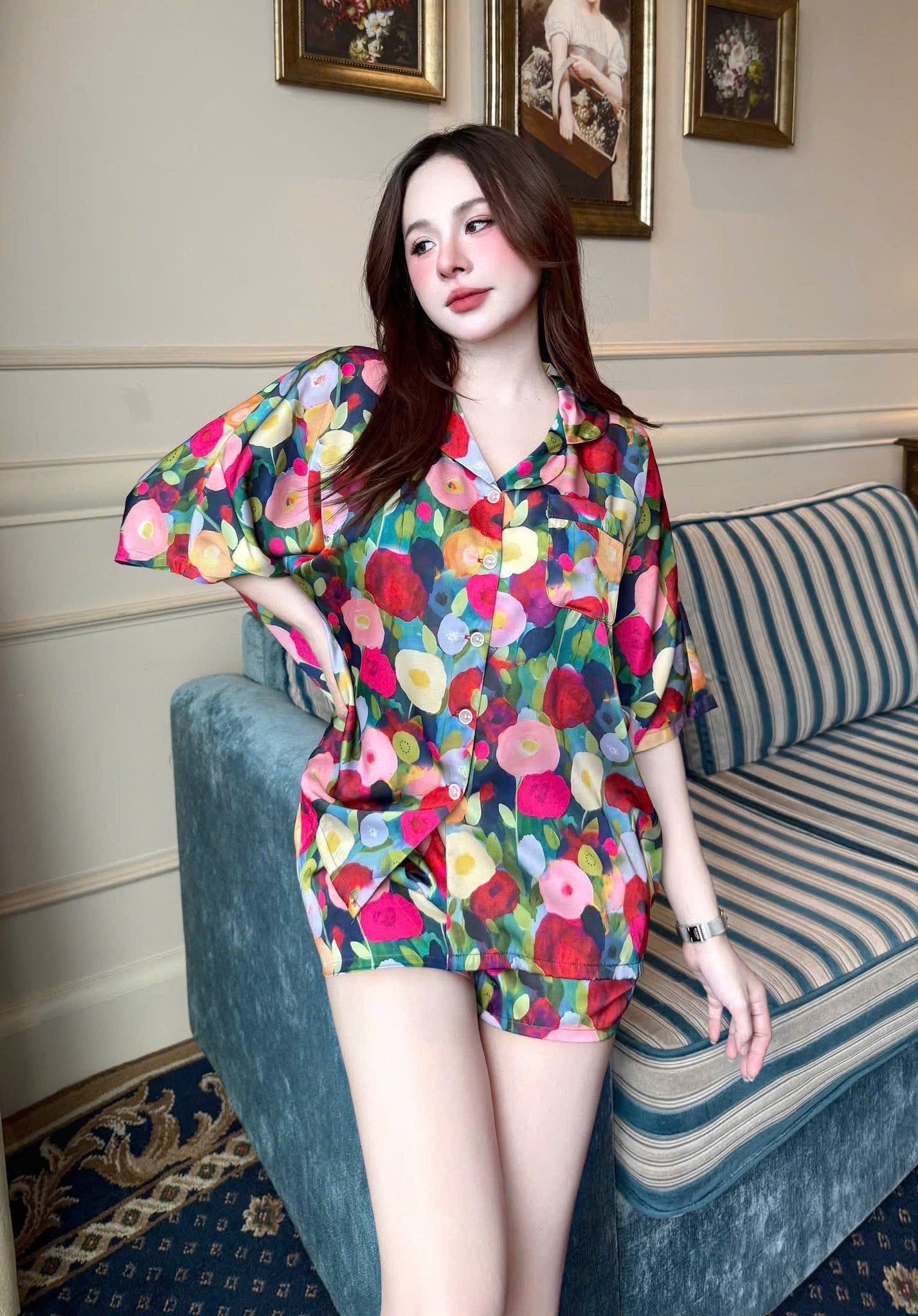Bộ ngủ quần short cánh dơi cổ pijama