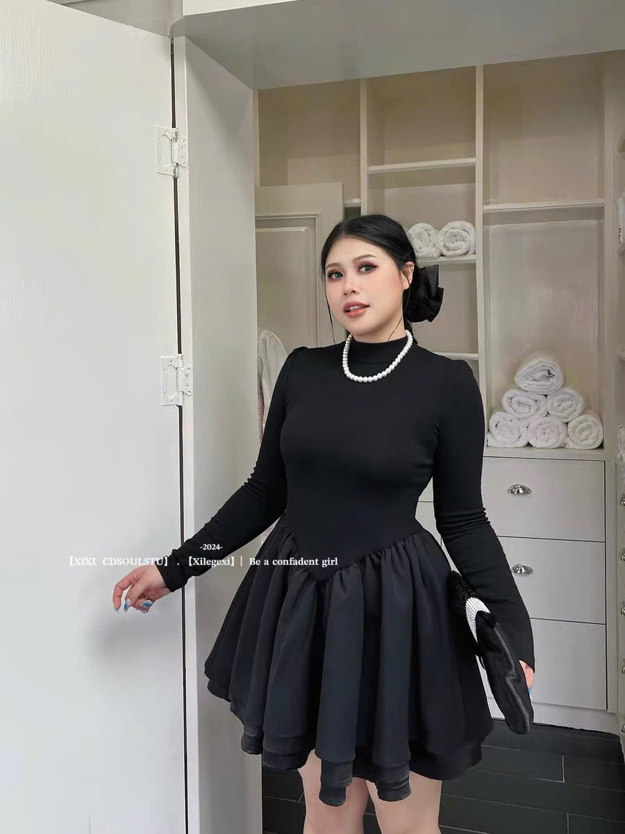 (Có Bigsize) Đầm đen ngắn cổ tròn tay dài form xòe
