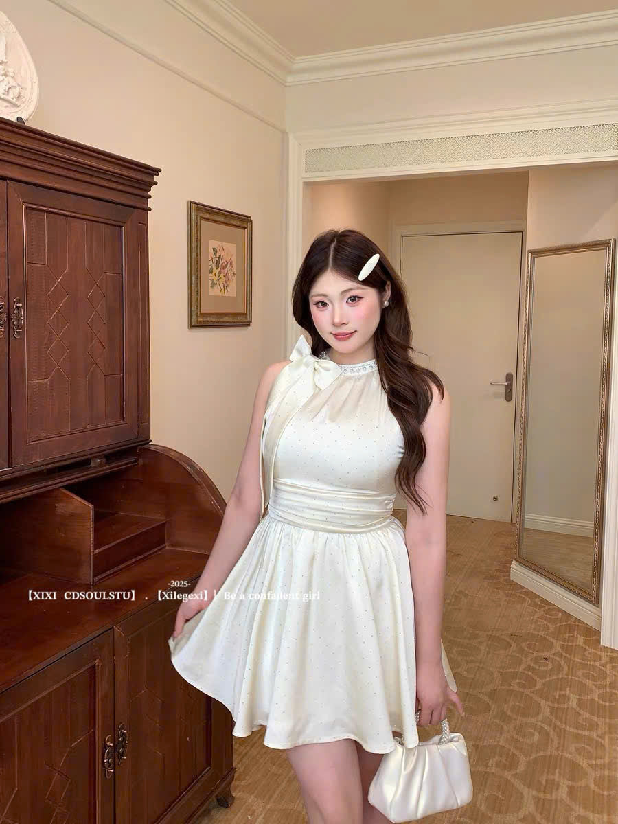 (Có Bigsize) Đầm lụa đính hạt kim sa cổ yếm nơ