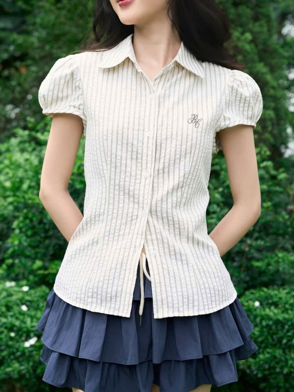 Áo sơ mi cổ đức chiết eo tay nhí local brand Việt Nam