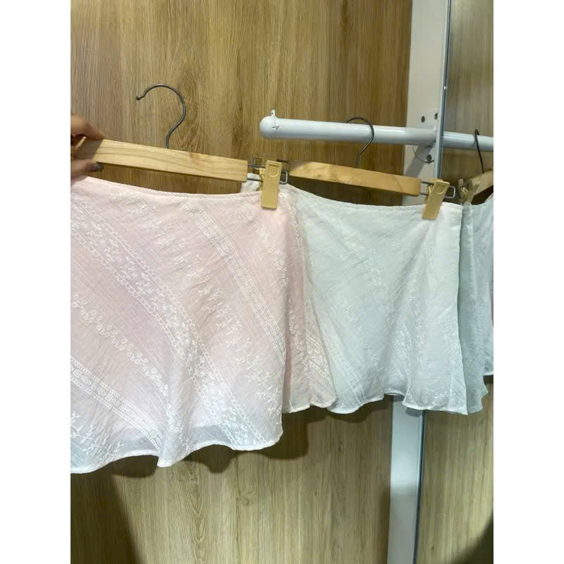 Chân váy chữ A 2 lớp có quần lót trong local brand Việt Nam