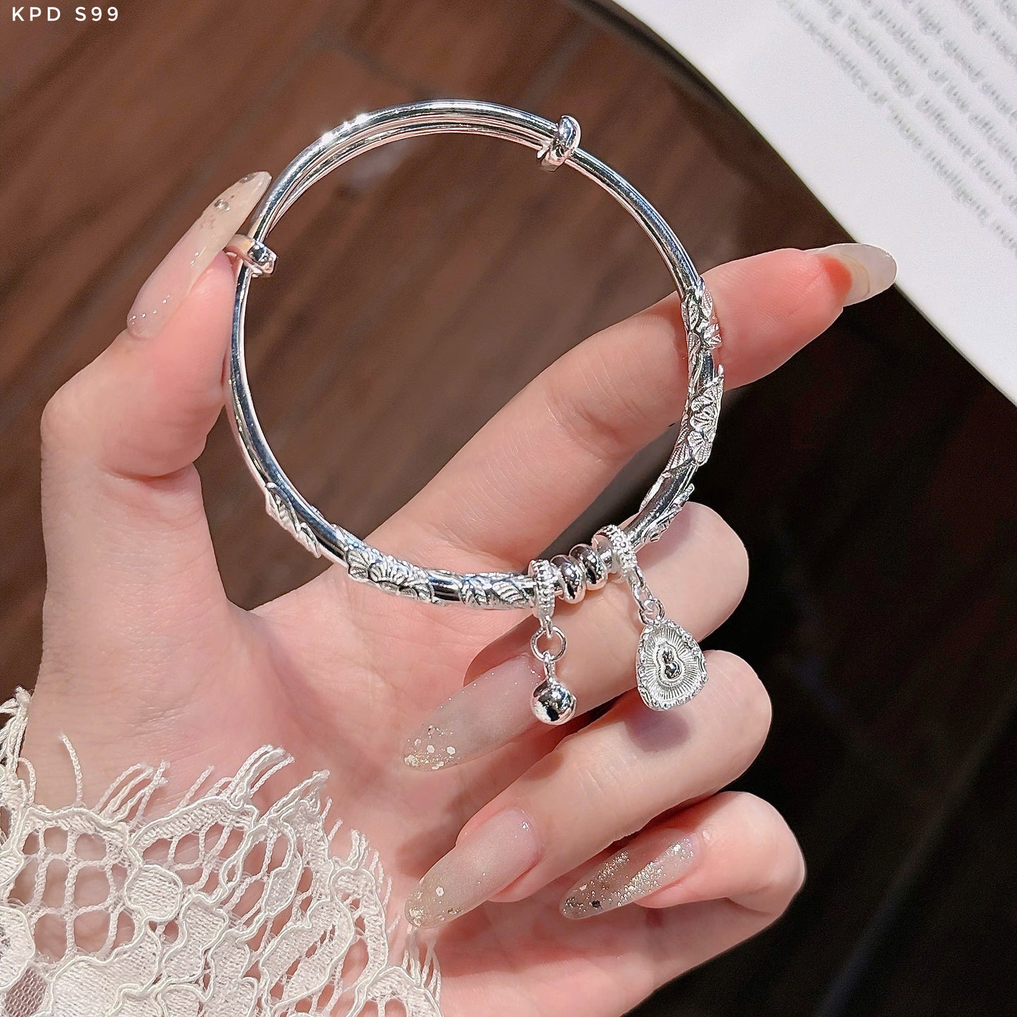 Vòng liên hoa S999 mẫu mới charm hồ lô bình an