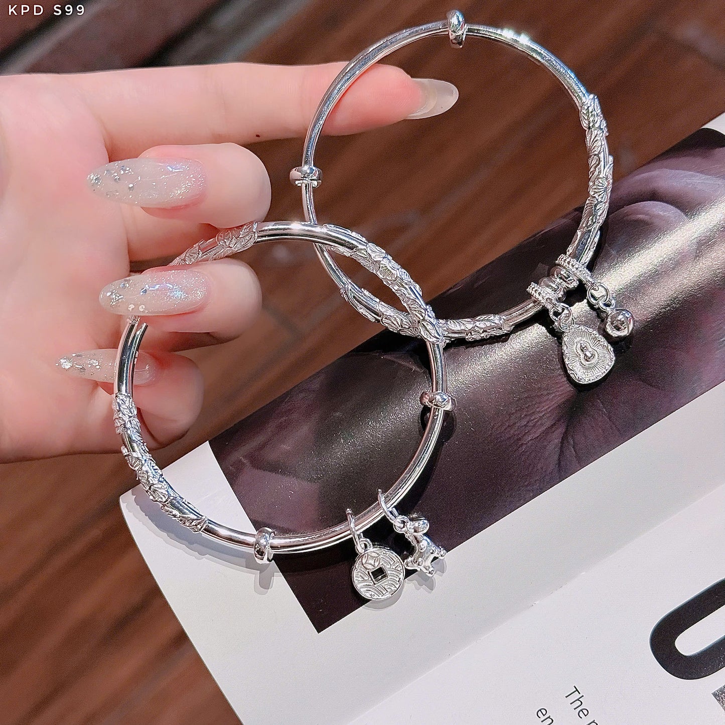 Vòng liên hoa S999 mẫu mới charm hồ lô bình an