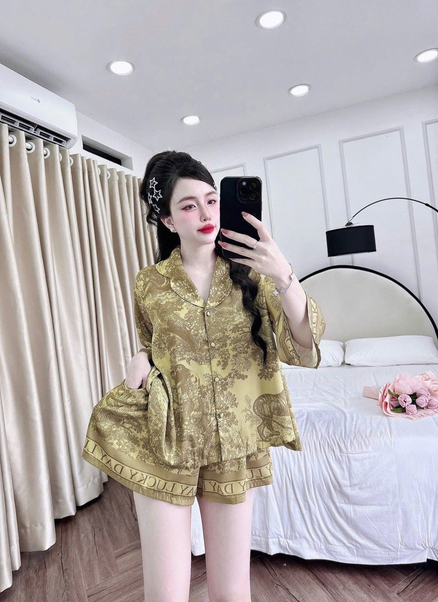 Bộ ngủ đùi giả váy tay lỡ cổ bướm thiết kế dưới 68kg