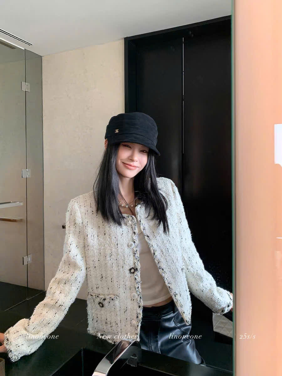 Áo khoác dạ tweed trắng sang xịn