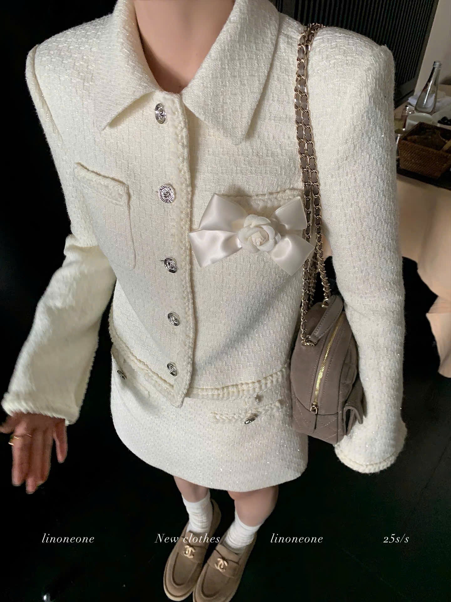 Set áo dạ tweed và chân váy trắng (có tách lẻ)