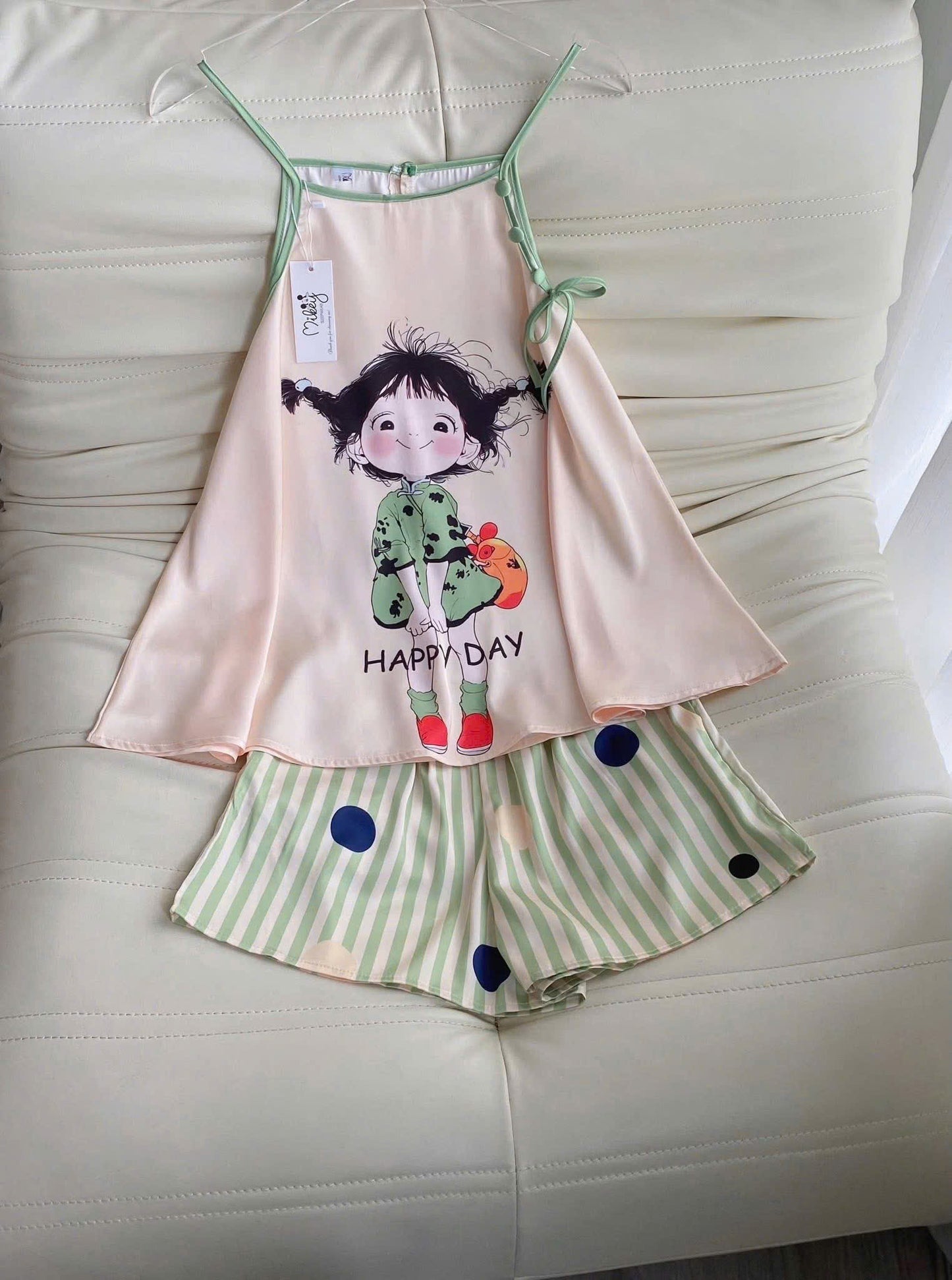 Bộ ngủ 2 dây quần đùi Mikey lụa Latin yếm size dưới 60kg