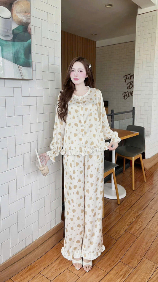 Bộ ngủ tay ngắn quần dài cổ tròn lụa latin kèm bịt mắt dưới 65kg