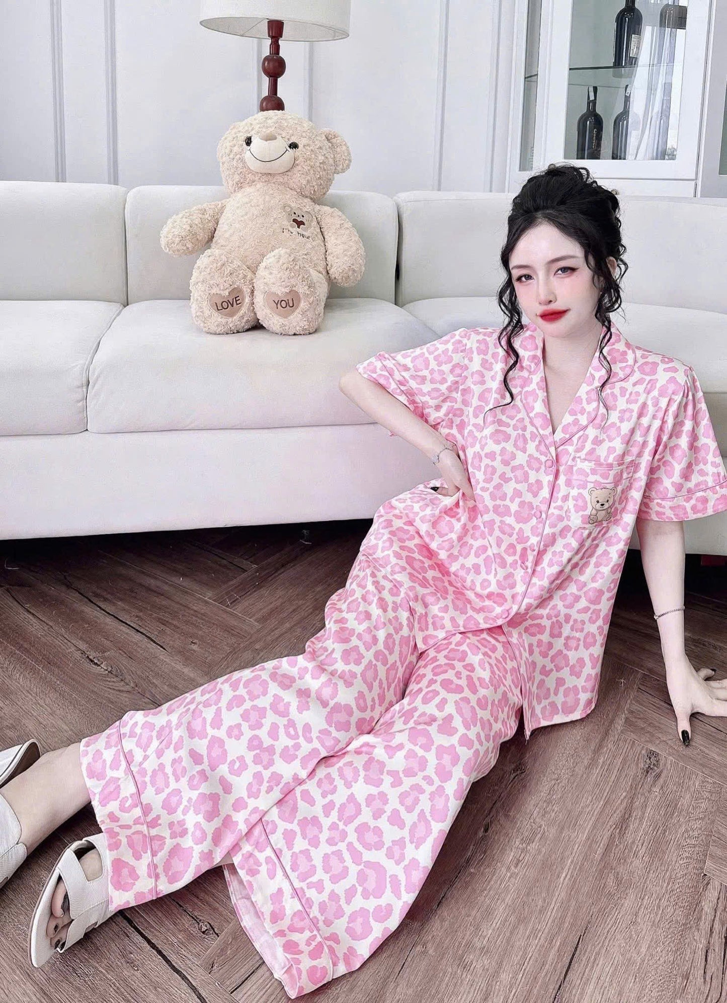 Bộ pijama tay ngắn quần dài in 3D lụa tơ tằm dưới 70kg