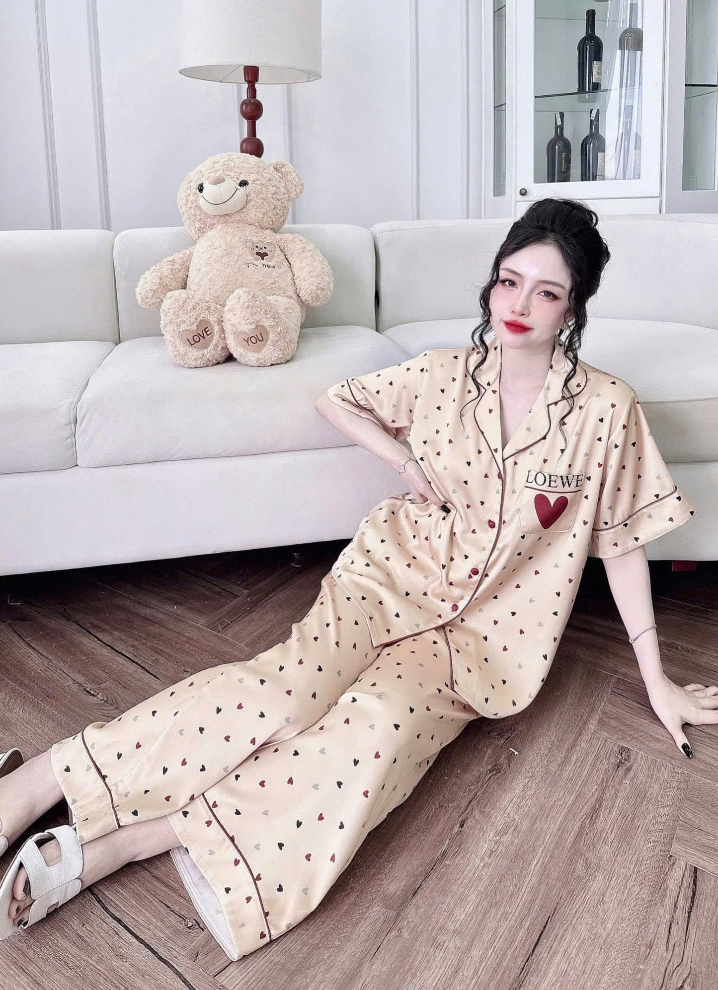 Bộ pijama tay ngắn quần dài in 3D lụa tơ tằm dưới 70kg