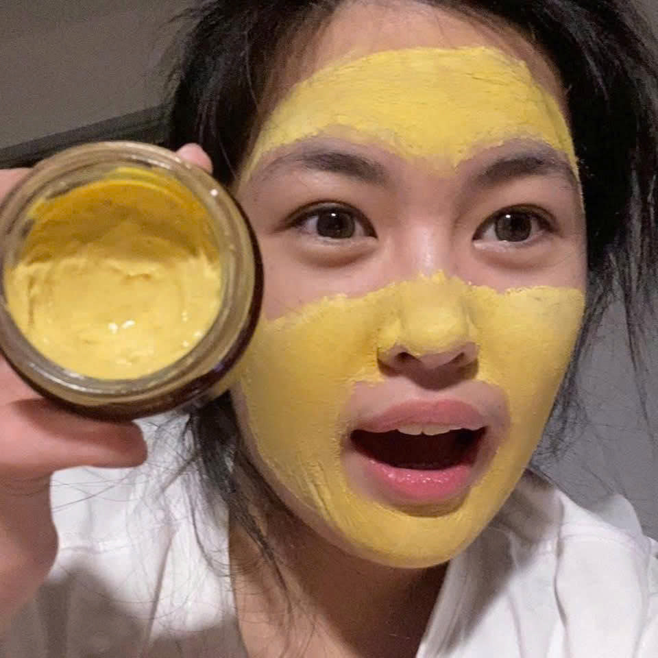Combo Cocoon 4 món Tẩy trang bí đao + SRM nghệ + Tẩy da chết cà phê + Mask nghệ - Tặng Gel tắm