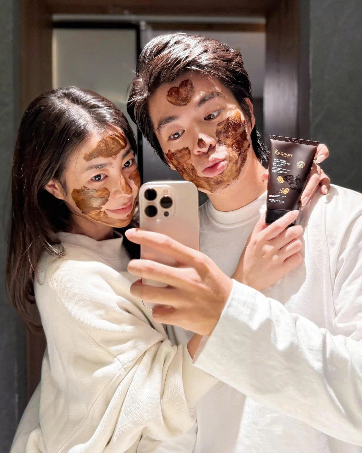 Combo Cocoon 4 món Tẩy trang bí đao + SRM nghệ + Tẩy da chết cà phê + Mask nghệ - Tặng Gel tắm