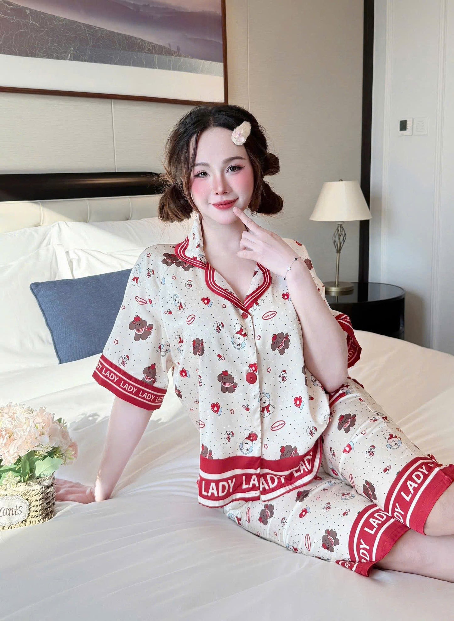 Bộ ngủ pijama quần lửng lụa latin