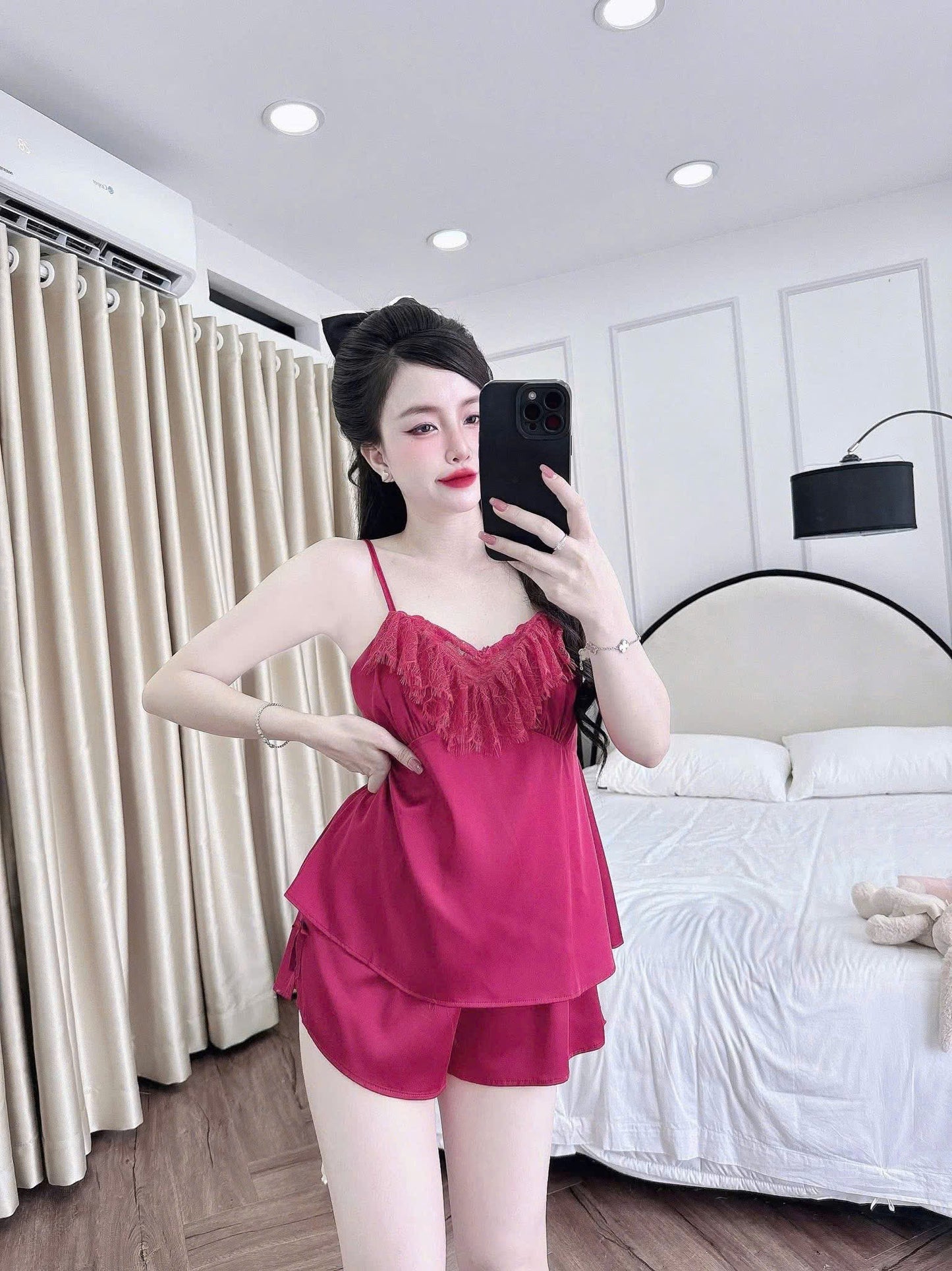 Bộ ngủ 2 dây sexy đùi trơn ren mi dưới 65kg