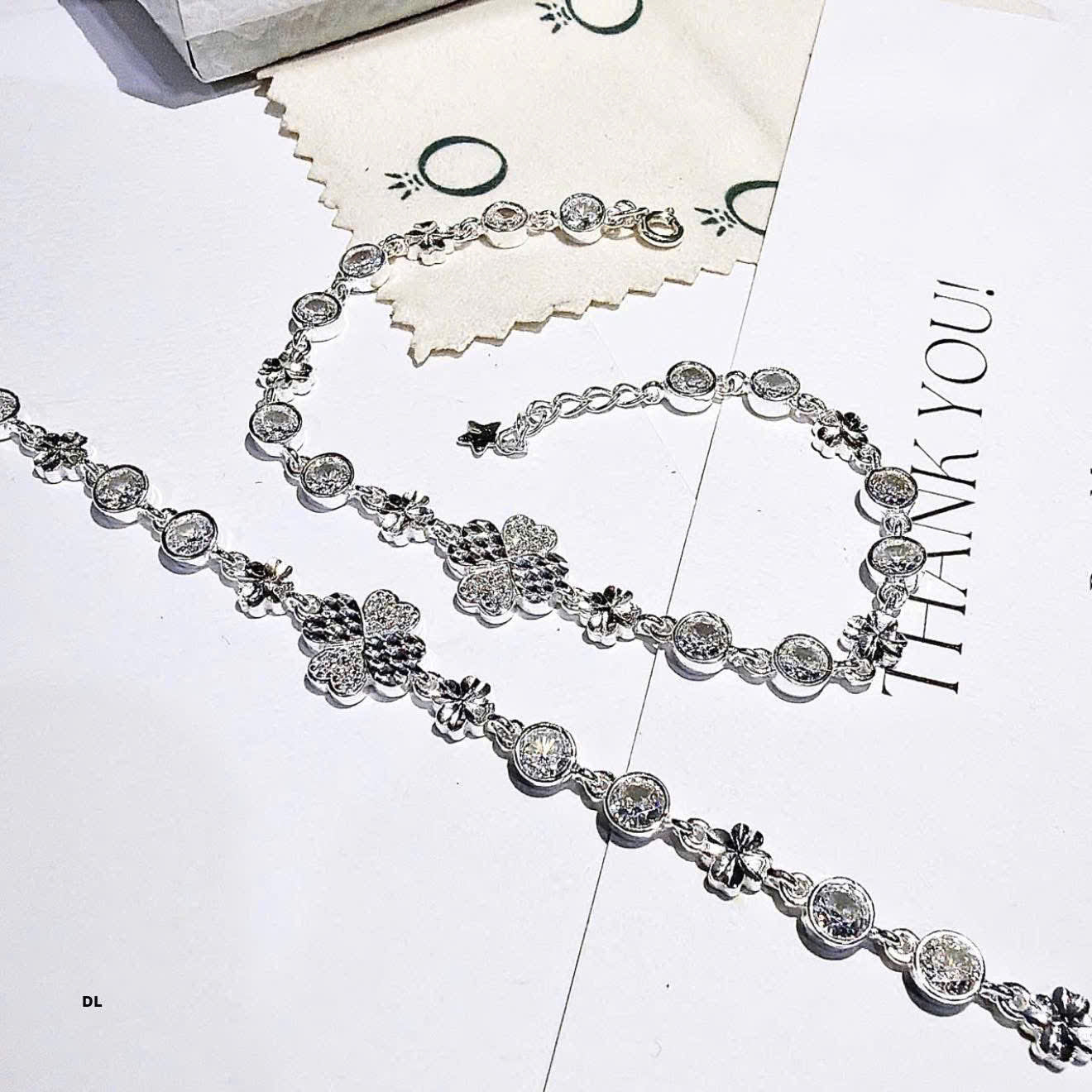 Lắc tay bạc cho nữ thanh mảnh trẻ trung tinh tế