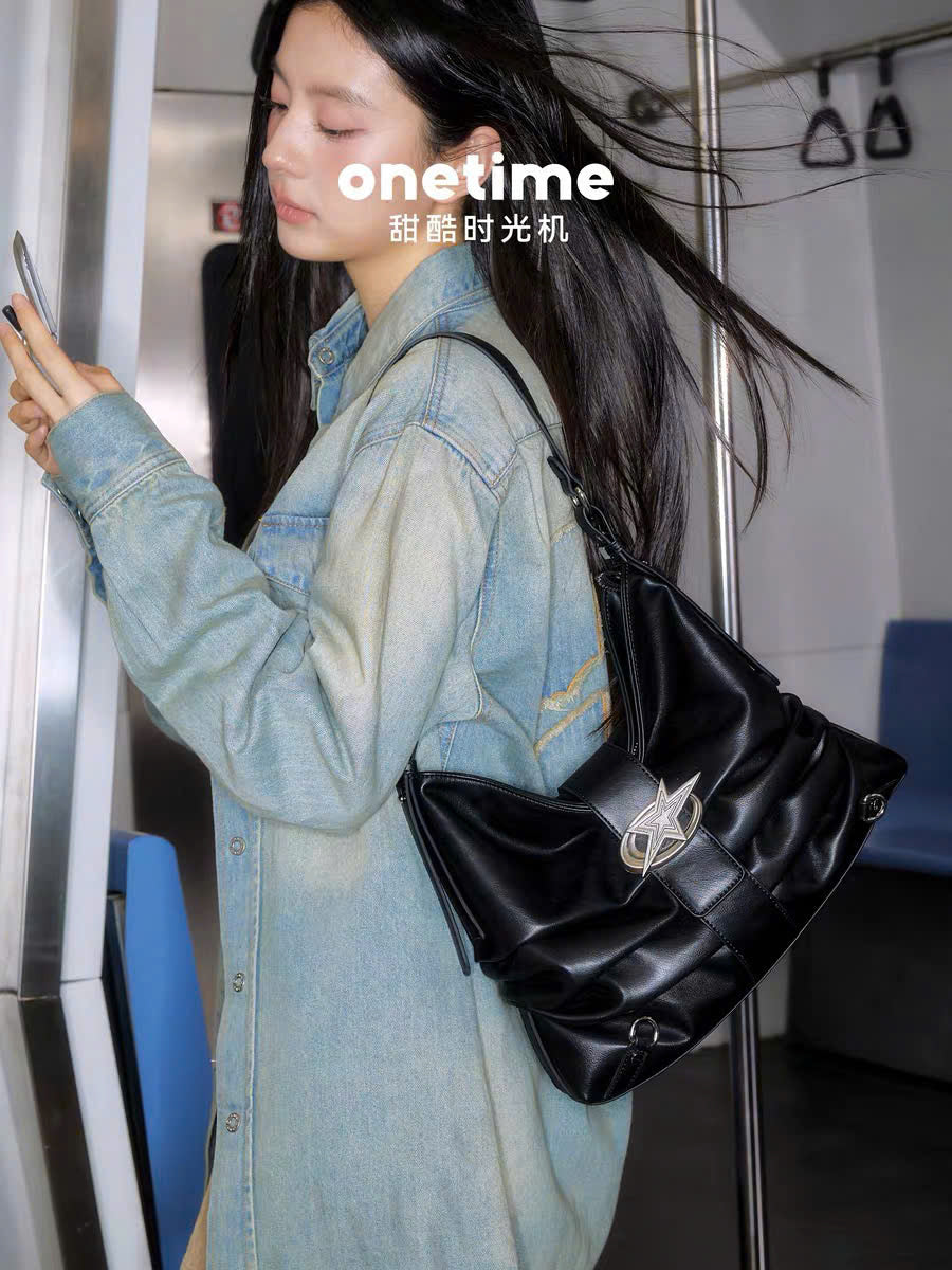 Túi đeo vai da nhún thời trang Onetime