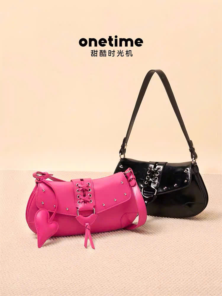 Túi da đeo vai charm tim thời trang Onetime