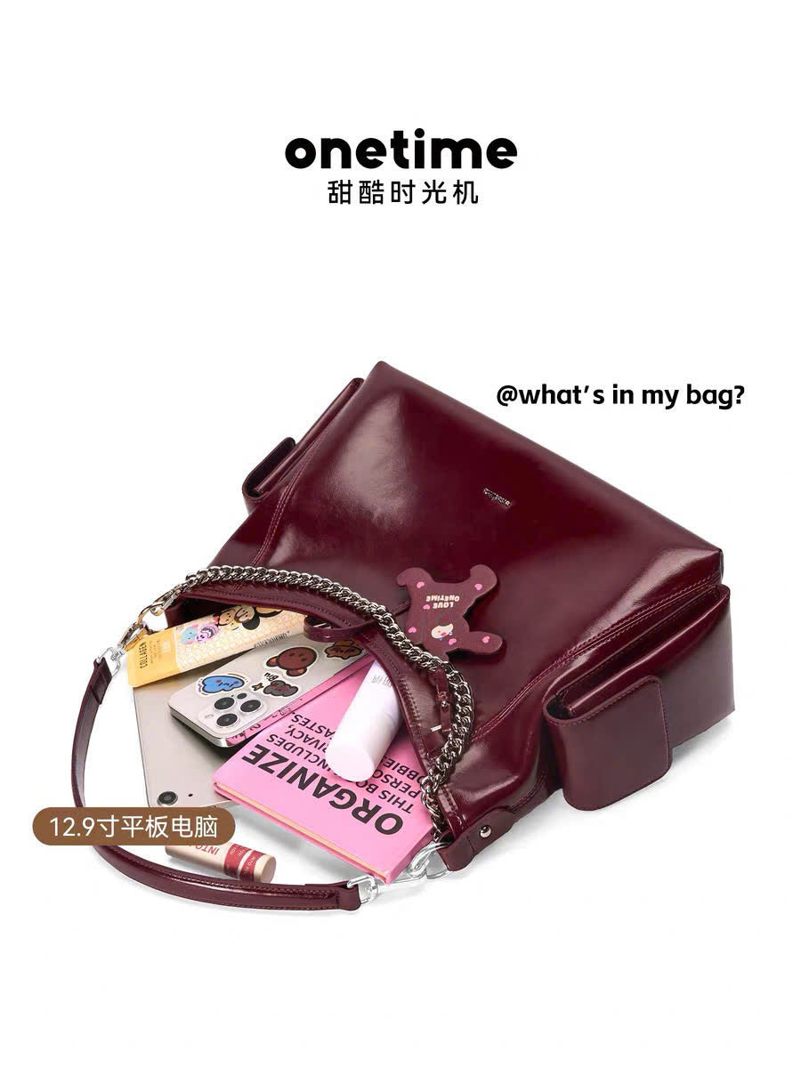 Túi da bóng đeo vai form rộng phối nơ dây xích Onetime