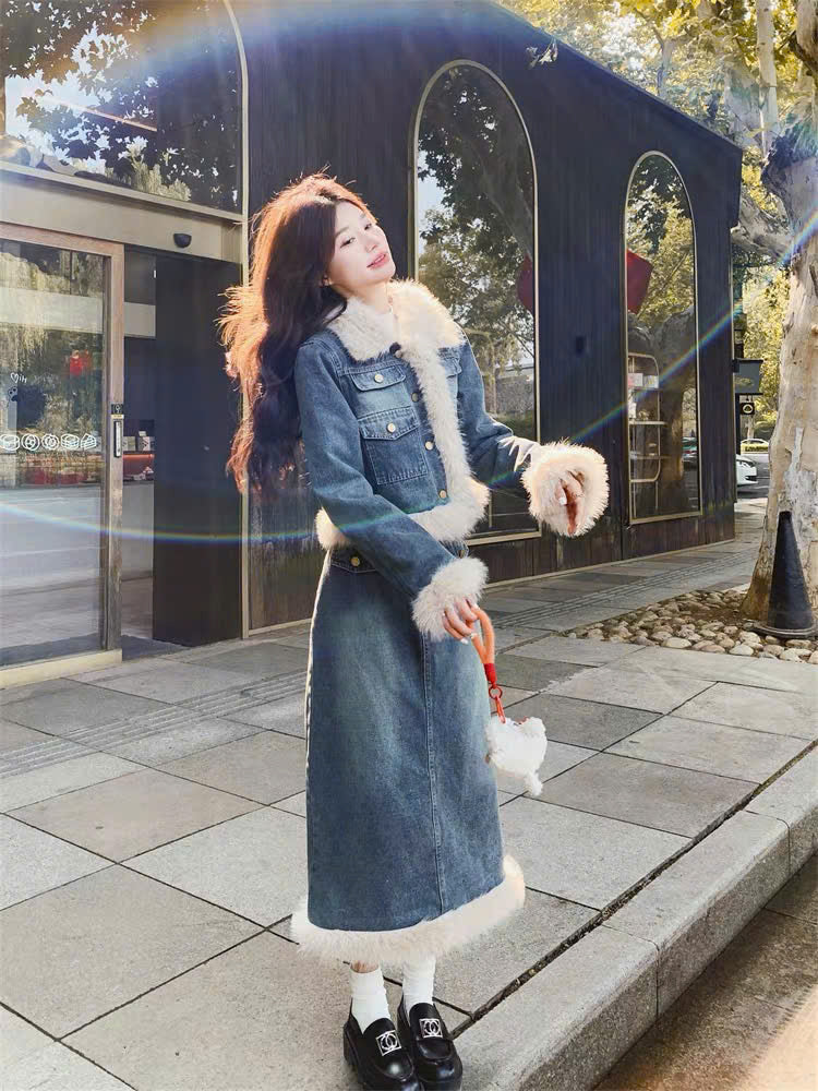 Set áo khoác và váy suông denim viền lông dày dặn